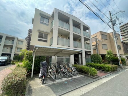 カーサトリアーデ外観写真