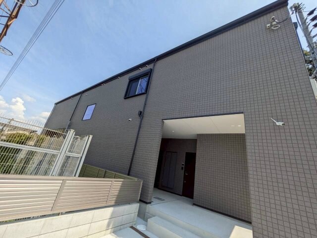 シェモア茨木郡山の物件外観写真