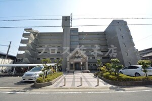 ファミール若園外観写真