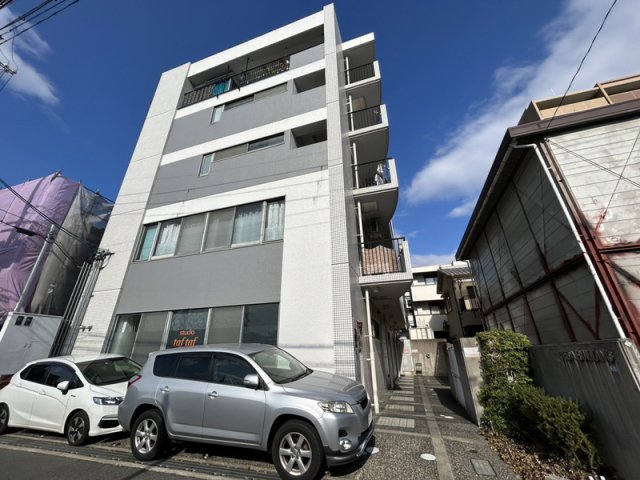 ＵＥＤＡＢＵＩＬＤＩＮＧ