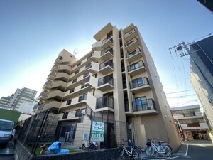カーサプリメーロ外観写真