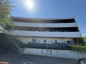ニューサンライズ南春日丘外観写真