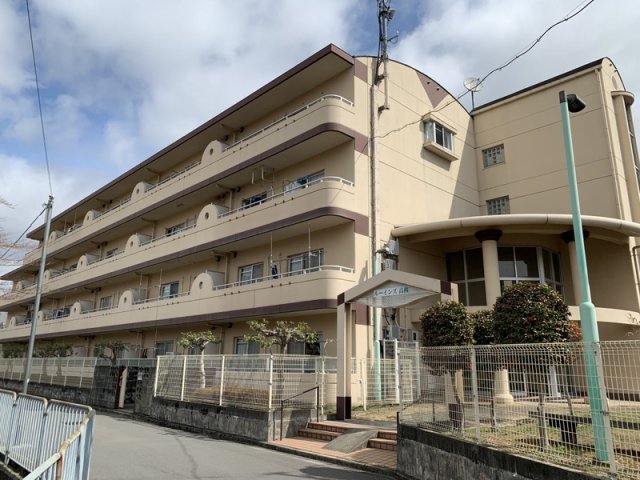 ルーインズ高槻