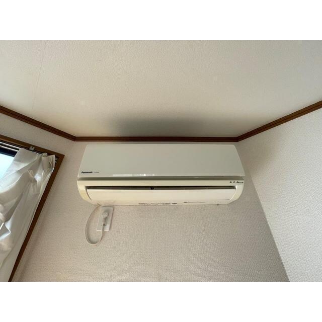 物件内観写真10　(エアコン１台設備♪)