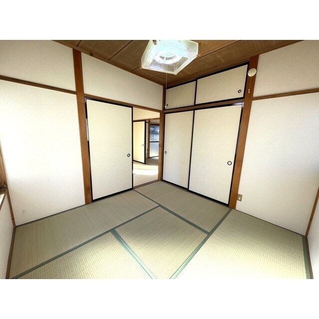 物件内観写真11　(和室)