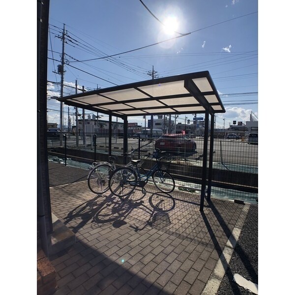 共有部分(駐車場画像)