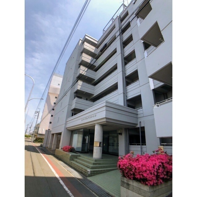 物件外観写真1　(建物外観画像)