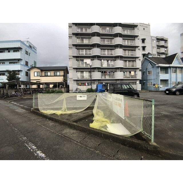 物件外観写真5　(ゴミ捨て場画像)