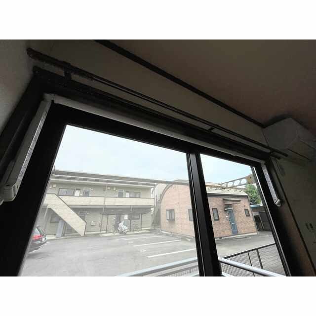 物件内観写真13　(室内物干し)