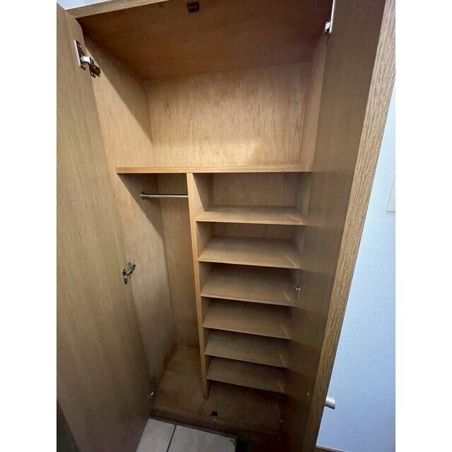 物件内観写真12　(靴がたくさん入ります♪)