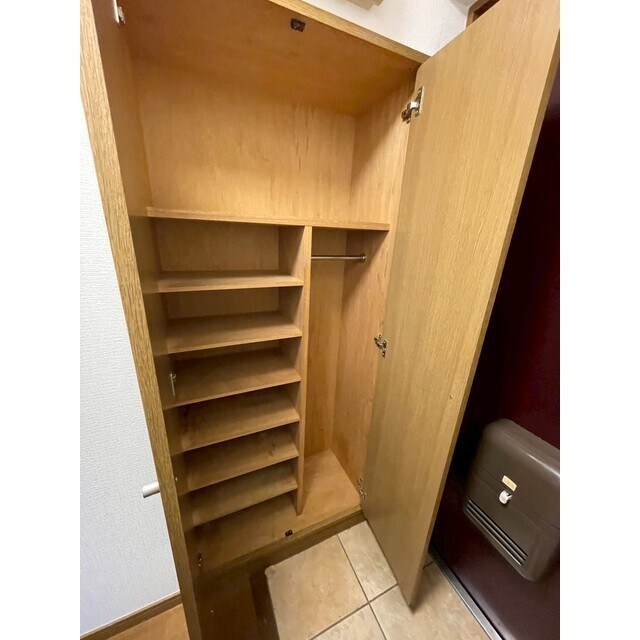 物件内観写真13　(靴はもちろん、ブーツなども入ります！)