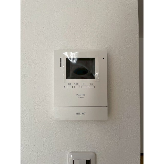 物件内観写真18　(TV付きインターホンです！)