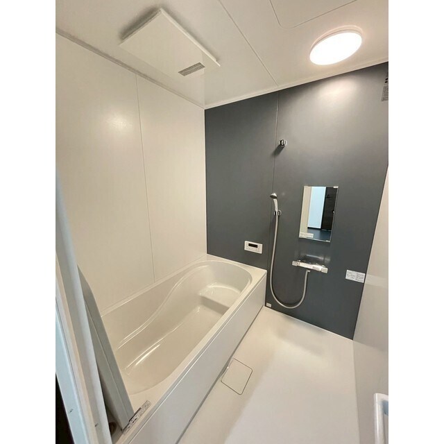 物件内観写真5　(おしゃれできれいなお風呂です！)