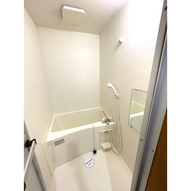 物件内観写真6　(浴室)