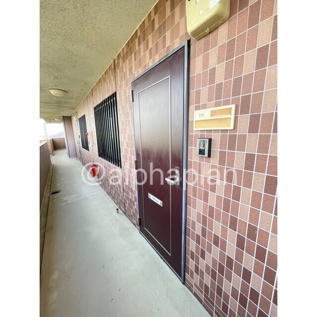 物件内観写真13　(玄関外観)