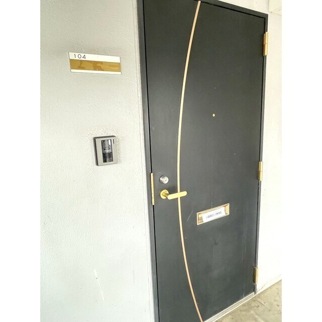 物件内観写真15　(玄関外観)