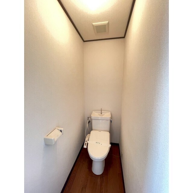 物件内観写真4　(ウォシュレット付き)