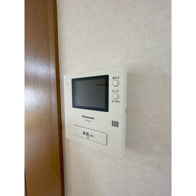 物件内観写真9　(訪問者を確認できます)