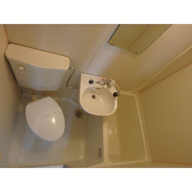 物件内観写真6　(トイレ)