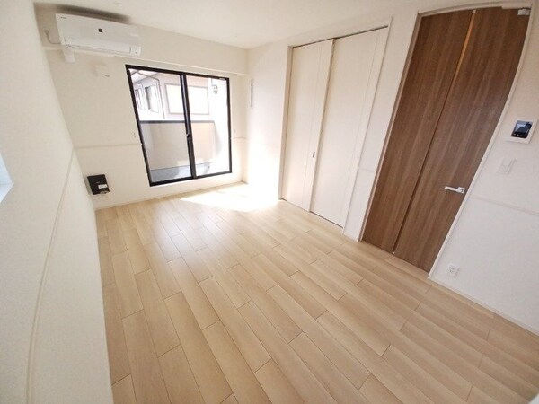 居室・リビング(同タイプの部屋写真です)