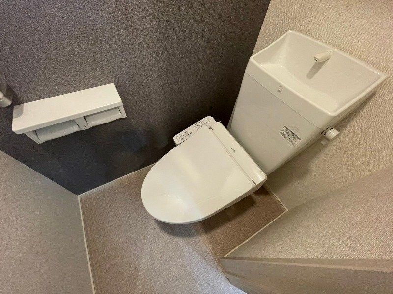 物件内観写真11　(同物件別室画像)