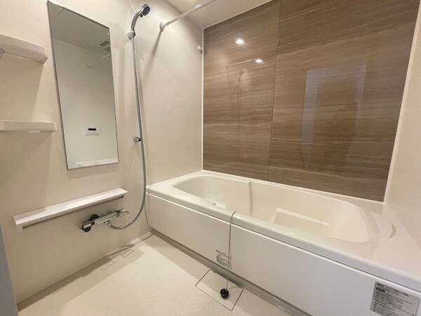 バス／シャワールーム等(同物件、別部屋の写真です)
