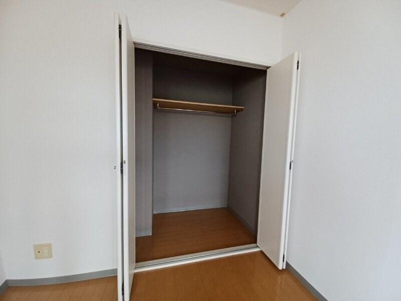 物件内観写真21　(別部屋反転写真です)