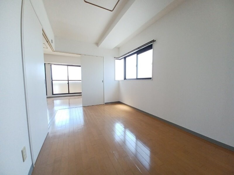 物件内観写真23　(別部屋反転写真です)