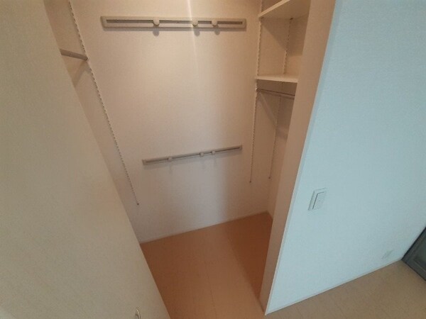 収納(別部屋参考写真)