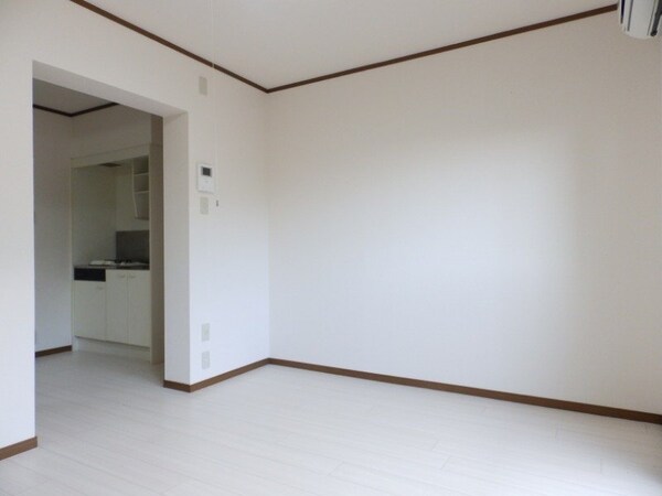 その他(同建物の別部屋写真です)