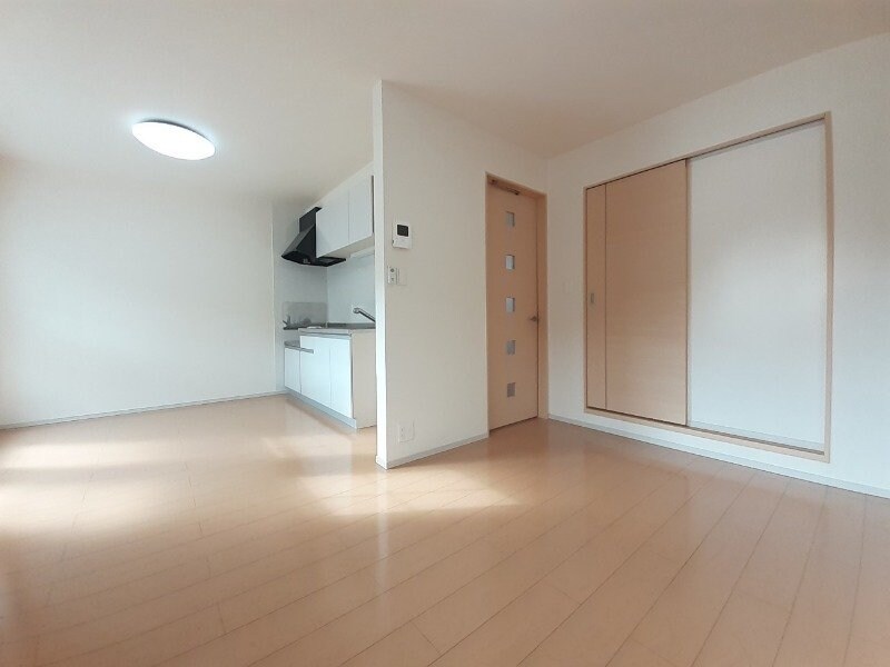 物件内観写真10　(別部屋反転写真です)