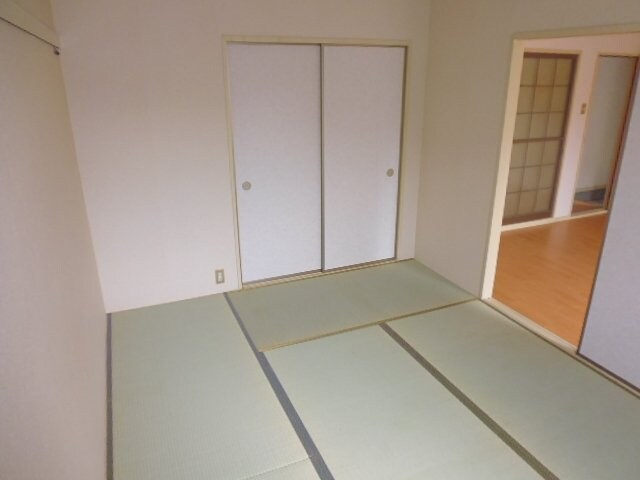 物件内観写真11　(その他部屋・スペース)