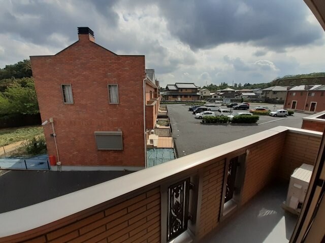 物件内観写真8　(同型、反転タイプの部屋写真です。)