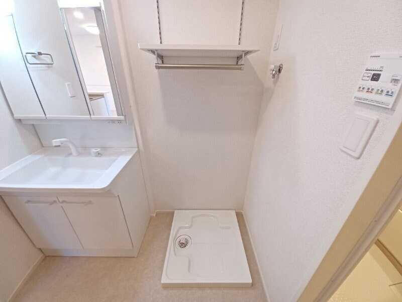 物件内観写真5　(同型参考写真)