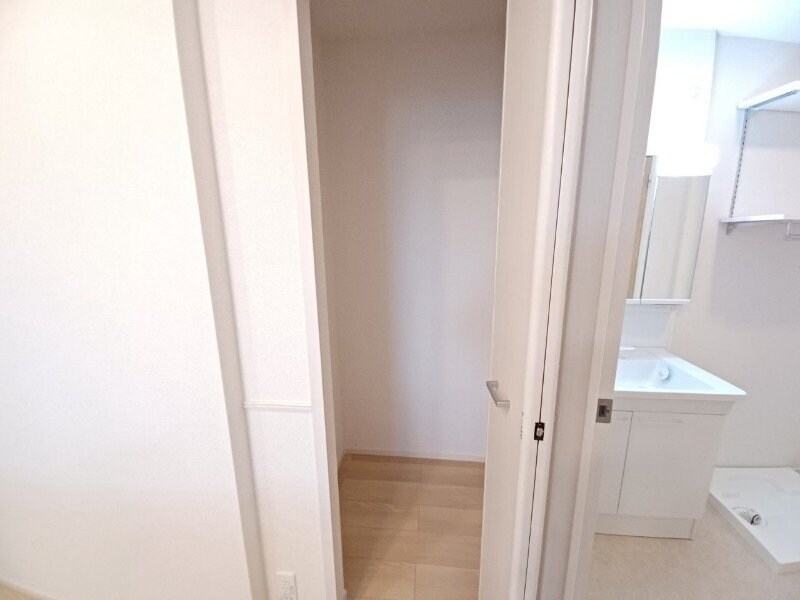 物件内観写真7　(同型参考写真)