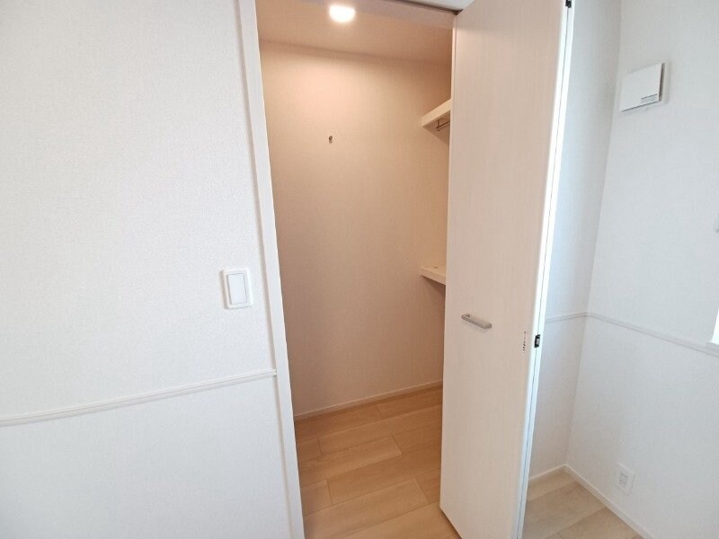 物件内観写真13　(同型参考写真)