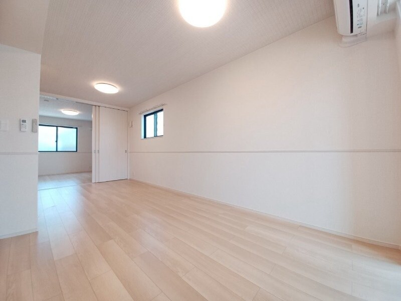 物件内観写真19　(同型参考写真)