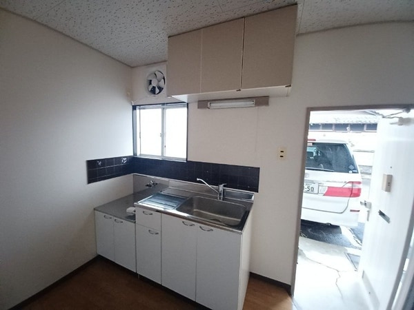 キッチン(同タイプ部屋写真です。)