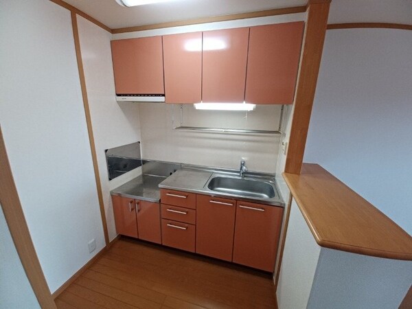 キッチン(同型参考写真)