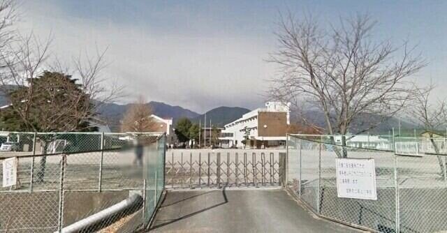 菰野町立朝上小学校