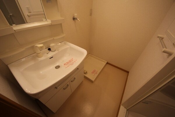 洗面所(別部屋参考写真です)