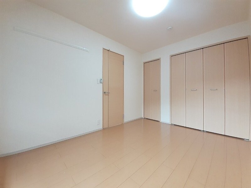 物件内観写真9　(別部屋同型タイプ)