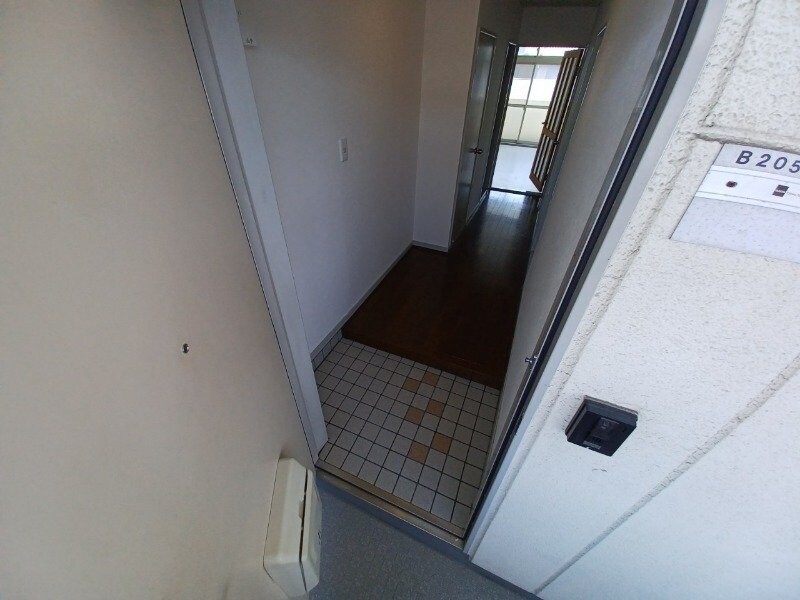 物件内観写真6　(同型反転参考写真)