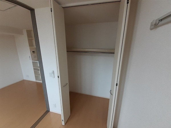 収納(同型参考写真)
