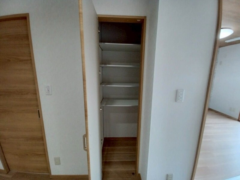 物件内観写真23　(同物件別室写真)