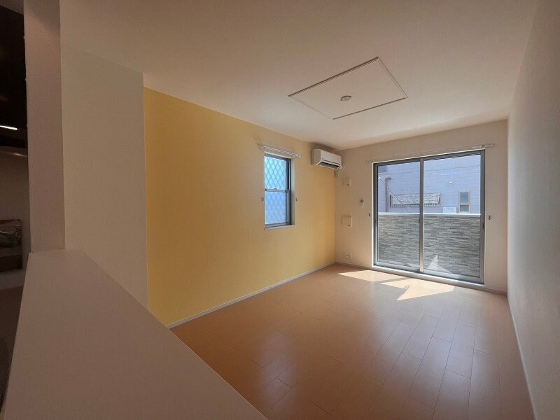 物件内観写真7　(同型反転写真)