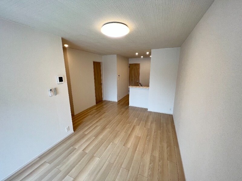 物件内観写真25　(同型別室のお写真です)