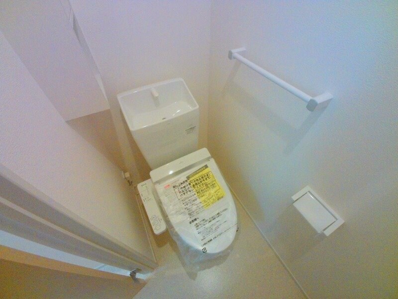 物件内観写真10　(同型参考写真)