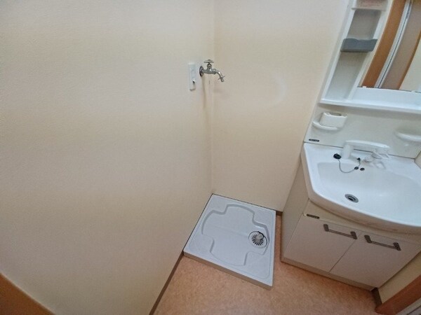 その他(同物件、別部屋の写真です)