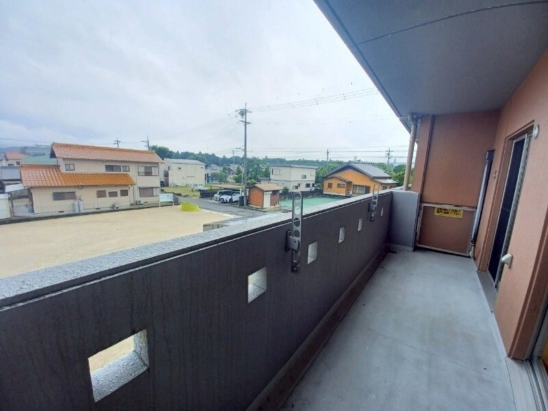 物件内観写真14　(別部屋反転参考写真です。)